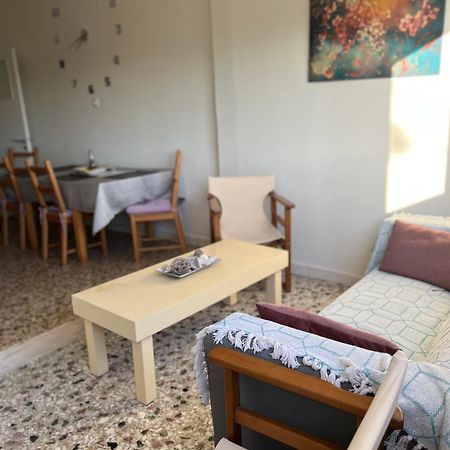 Athens Riviera: 2 Bed / 3' Walk From The Beach Agia Marina  Buitenkant foto