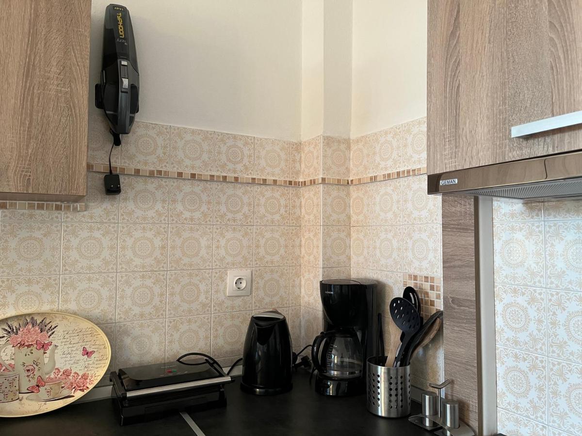 Athens Riviera: 2 Bed / 3' Walk From The Beach Agia Marina  Buitenkant foto