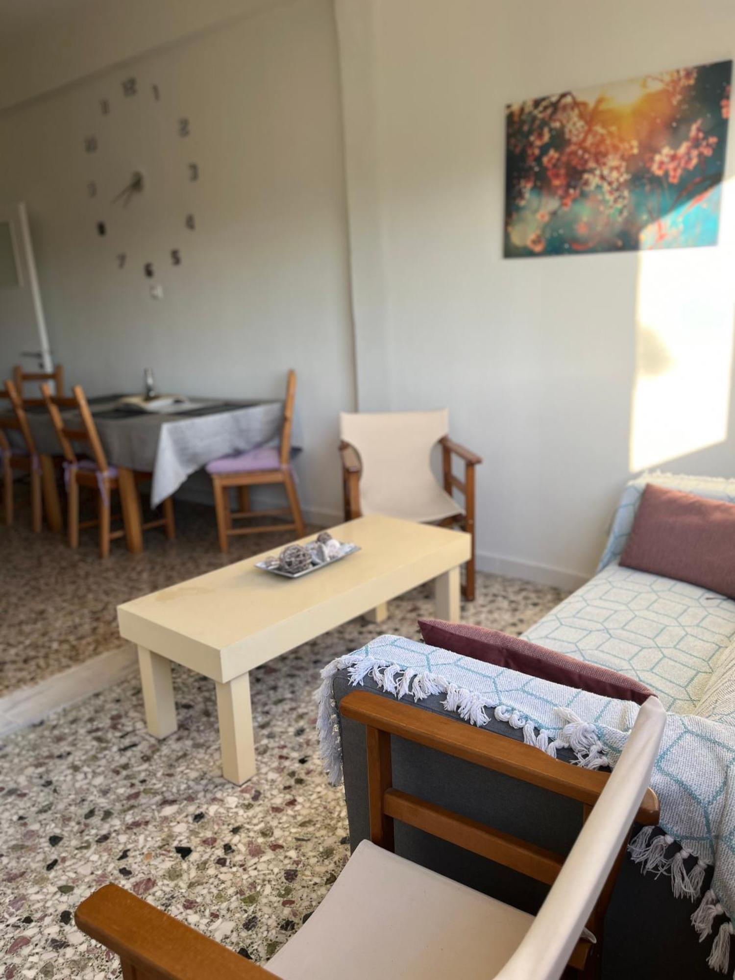Athens Riviera: 2 Bed / 3' Walk From The Beach Agia Marina  Buitenkant foto